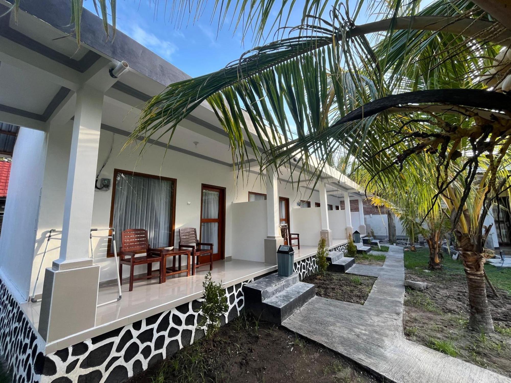 Kuta Lodge Homestay Exterior foto