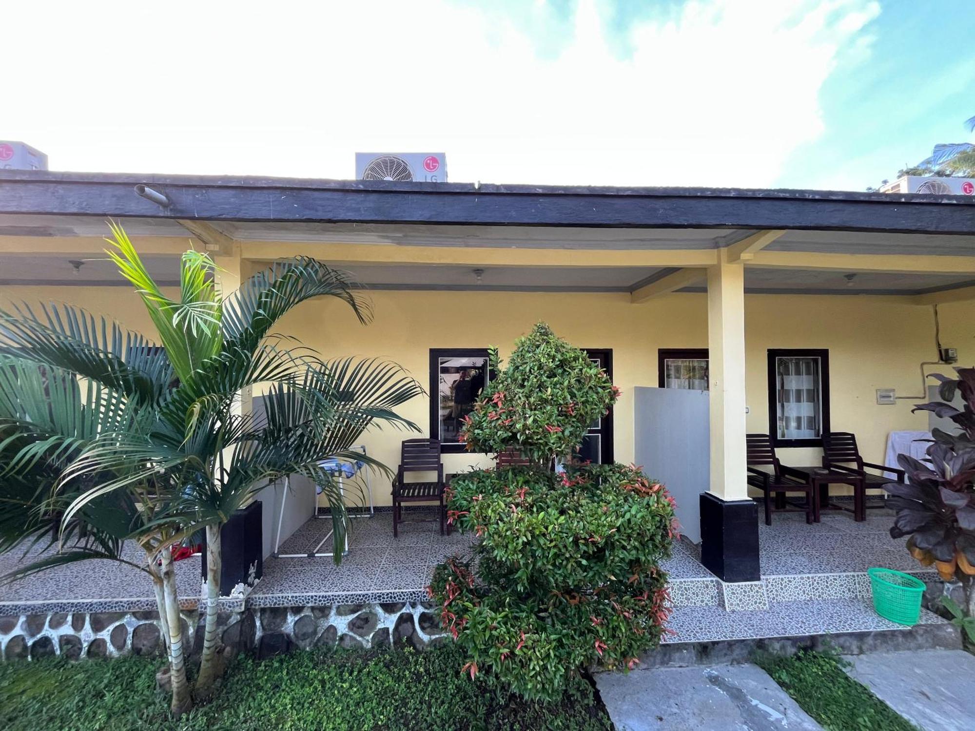 Kuta Lodge Homestay Exterior foto